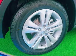 汽车轮胎上的“Comfort 215 60R17 96H”到底意味着什么？